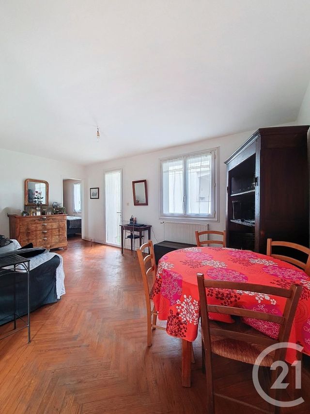 maison à vendre - 4 pièces - 62.26 m2 - CLERMONT FERRAND - 63 - AUVERGNE - Century 21 Stéphane Roume Immobilier