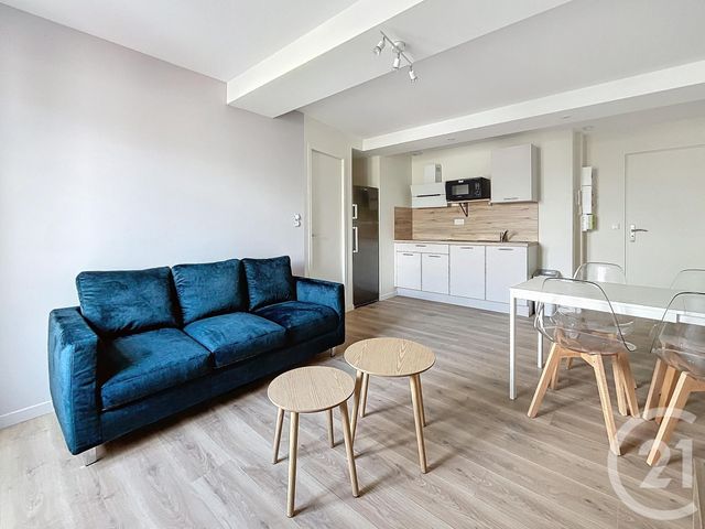 Appartement F2 à louer - 2 pièces - 33.39 m2 - RIOM - 63 - AUVERGNE - Century 21 Stéphane Roume Immobilier