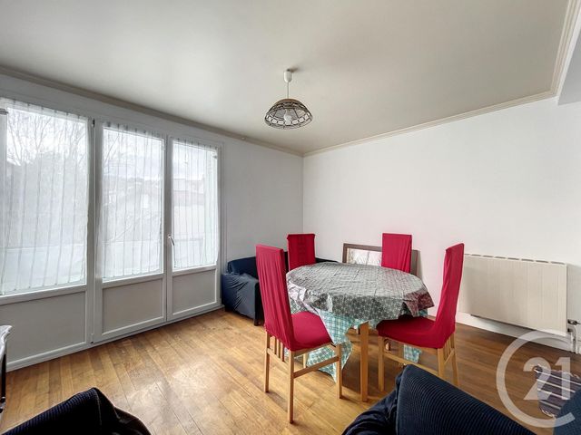 Appartement F3 à louer - 3 pièces - 54.18 m2 - CLERMONT FERRAND - 63 - AUVERGNE - Century 21 Stéphane Roume Immobilier