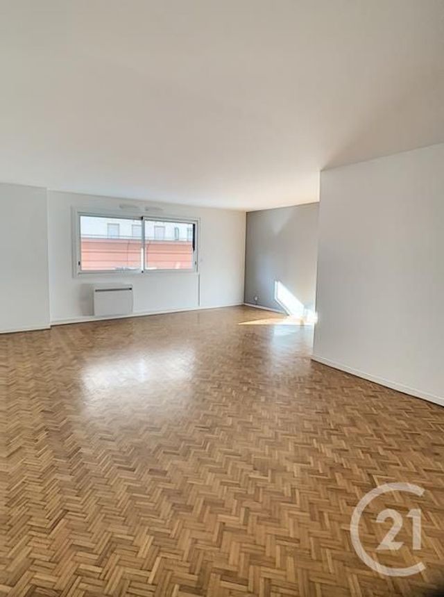 Appartement F4 à vendre - 4 pièces - 93.84 m2 - CLERMONT FERRAND - 63 - AUVERGNE - Century 21 Stéphane Roume Immobilier