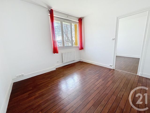 Appartement F2 à louer - 2 pièces - 28.22 m2 - CLERMONT FERRAND - 63 - AUVERGNE - Century 21 Stéphane Roume Immobilier