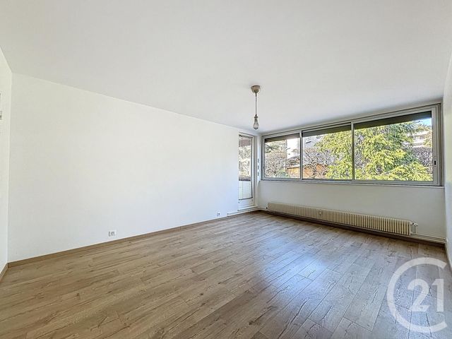 Appartement F4 à vendre - 4 pièces - 75.93 m2 - CHAMALIERES - 63 - AUVERGNE - Century 21 Stéphane Roume Immobilier